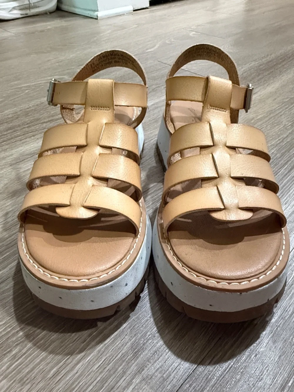 Universal Thread Platform Sandals - Picture 3 of 8
